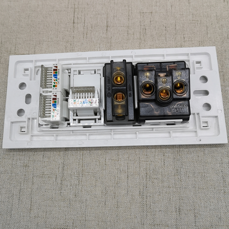118型七孔电源面板带三口五类网络电脑宽带墙壁家用暗装插座开关
