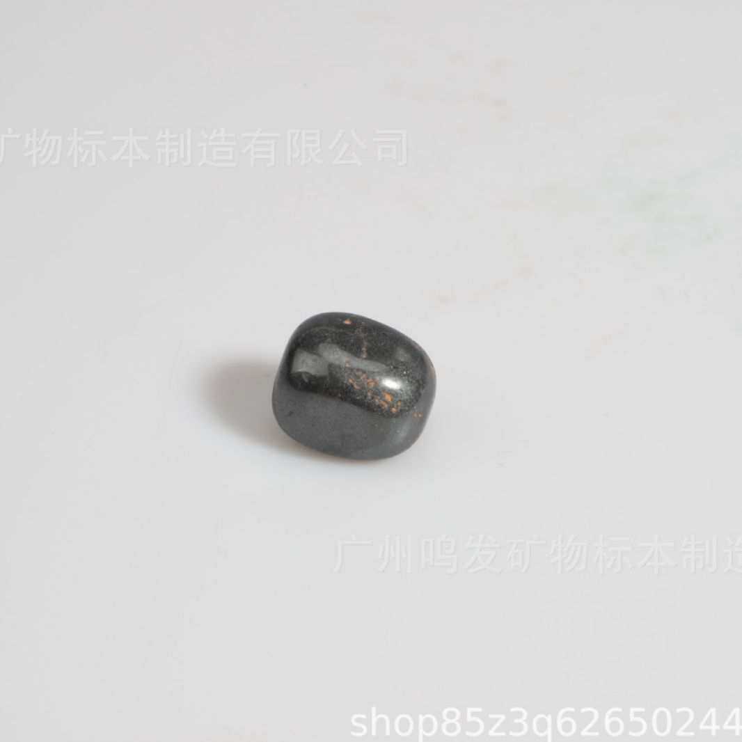 厂家 天然铁石颗粒滚石太赫兹手把件水晶矿石原石赤铁矿摆件
