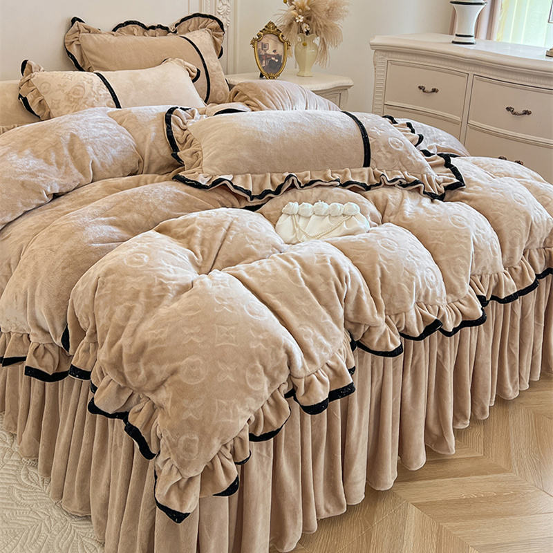 雕花牛奶绒床裙四件套花边加厚冬季2m被套珊瑚绒法兰W绒床罩4件套