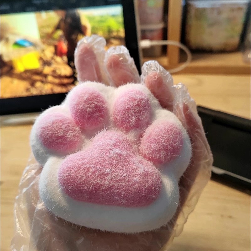 毛绒猫爪c捏捏乐特大号硅胶猫爪捏捏加厚加大解压慢回弹生日礼物