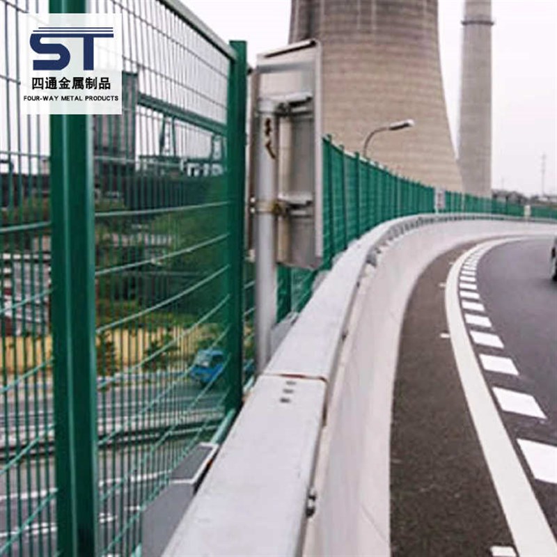 现货道路公路铁路防护栅栏双圈圈地框架N护栏网边框厂家围网