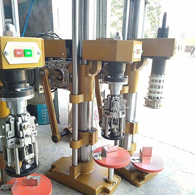 亚麻油瓶旋盖机口服液旋盖机半自动螺纹盖扎盖机小型旋盖机,五金/工具,其他机械五金,淘宝优惠券,粉丝福利购,淘宝优惠卷