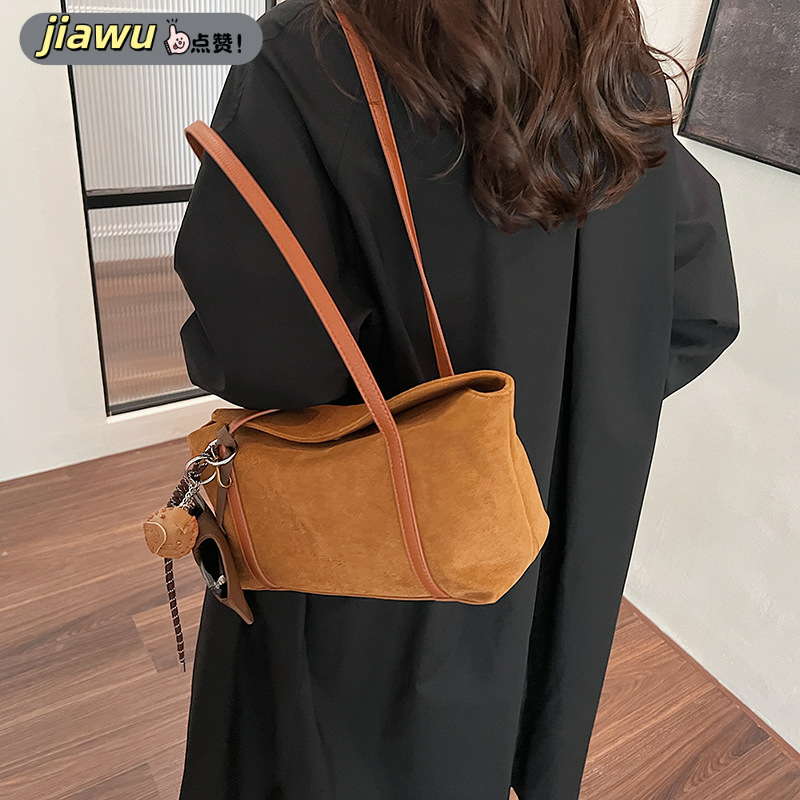 新款复古小众高级感腋下简约麂皮