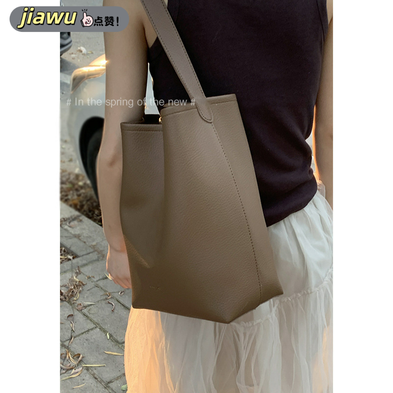 新款复古高级感腋下包女式包包简