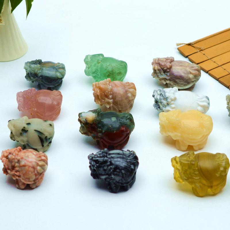 天然水晶龙龟原石打磨 雕刻 乌龟动物观景石消磁能量 装饰 摆件