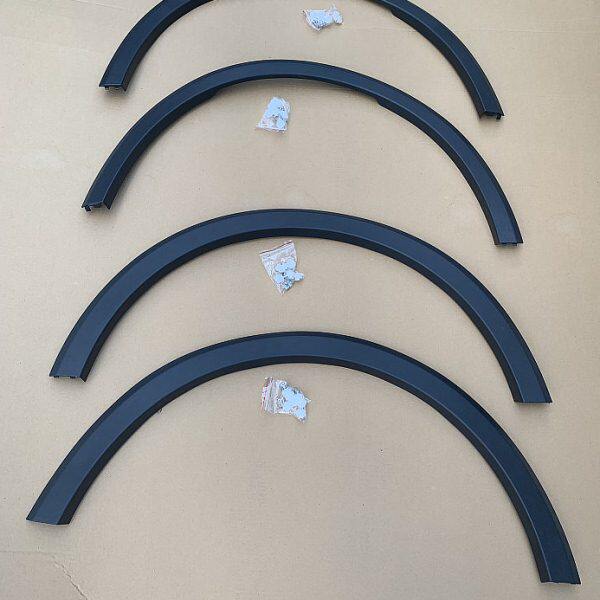 17/20款宝骏730轮眉前轮眉 后轮眉 730翼子板装饰板防擦板 带卡扣