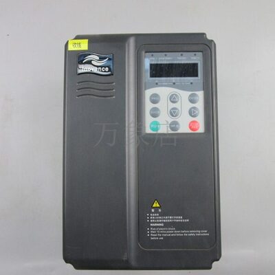 MD320NT5.5GB-SL-11  变频器  5.5KW 实物拍摄