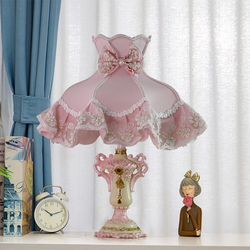 欧式卧室台灯ins少女床头灯结婚礼物婚房创意复古公主小奢华灯饰