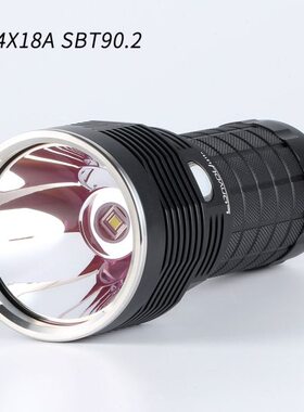 Convoy手电筒 4X18Aluminus SBT90.2,带温控充电口18650 射程1122