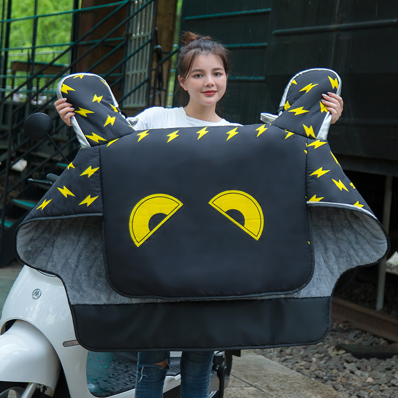 冬季电动车连体挡风被 防风防水保暖带围脖加厚加绒加长