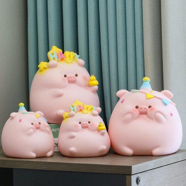 新款卡通可爱搪胶防摔存钱罐儿童房床头柜猪猪储蓄罐生日礼品礼物
