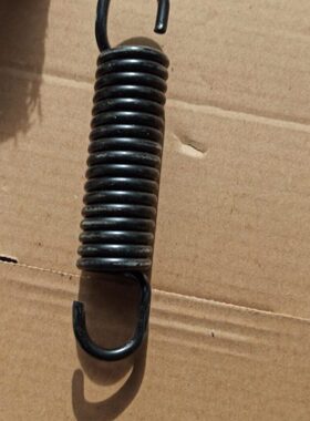 潍柴雷沃RG50 60 70收割机配件行走弹簧