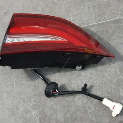 原厂新宝骏RC-6尾灯CN220C后尾灯转向灯刹车灯防撞灯灯罩灯壳