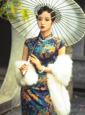 新款影楼道具伞拍照古装伞工艺伞真丝渐变灰色汉服古风舞蹈长柄伞