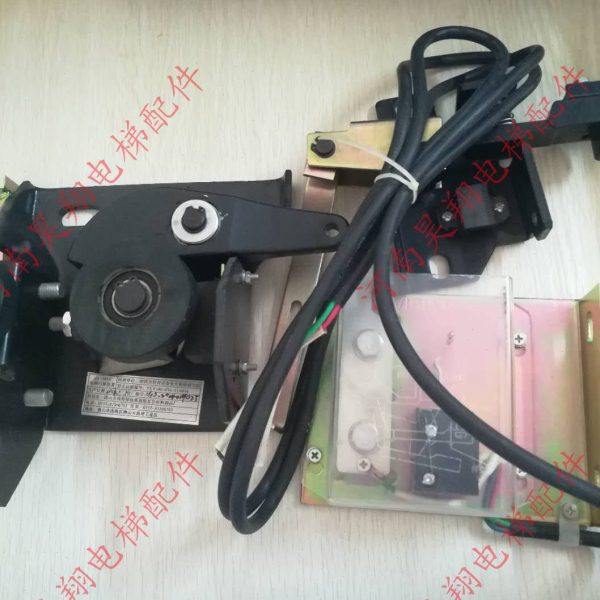 电梯配件 电梯层门门锁钩子锁JY-161A门锁装置 货梯分左右,五金/工具,其他机电五金,淘宝优惠券,粉丝福利购,淘宝优惠卷