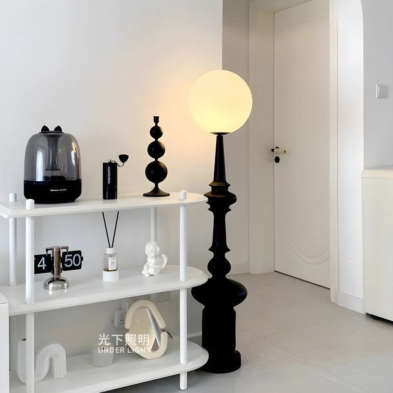 法式罗马柱客厅落地灯中古卧室氛B围感复古沙发旁边高级感轻奢台