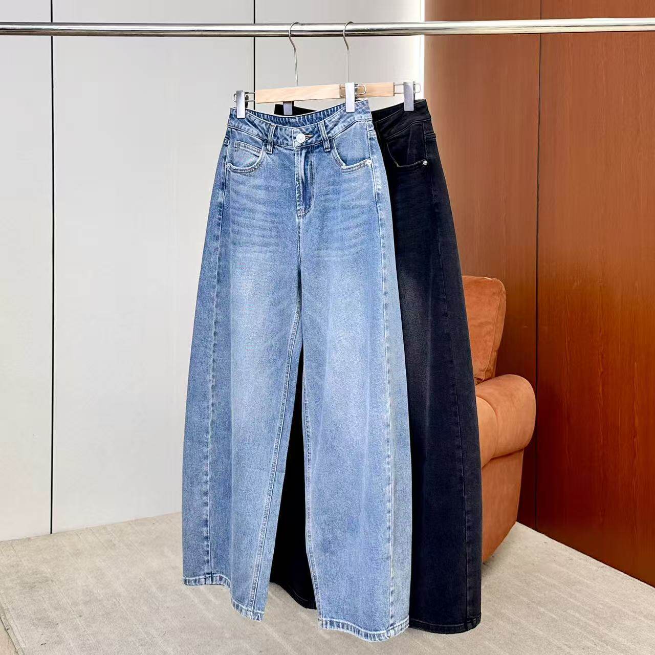 【妍妍粉丝专享】26新款百搭复古阔腿显瘦直筒牛仔裤ONKN01636077