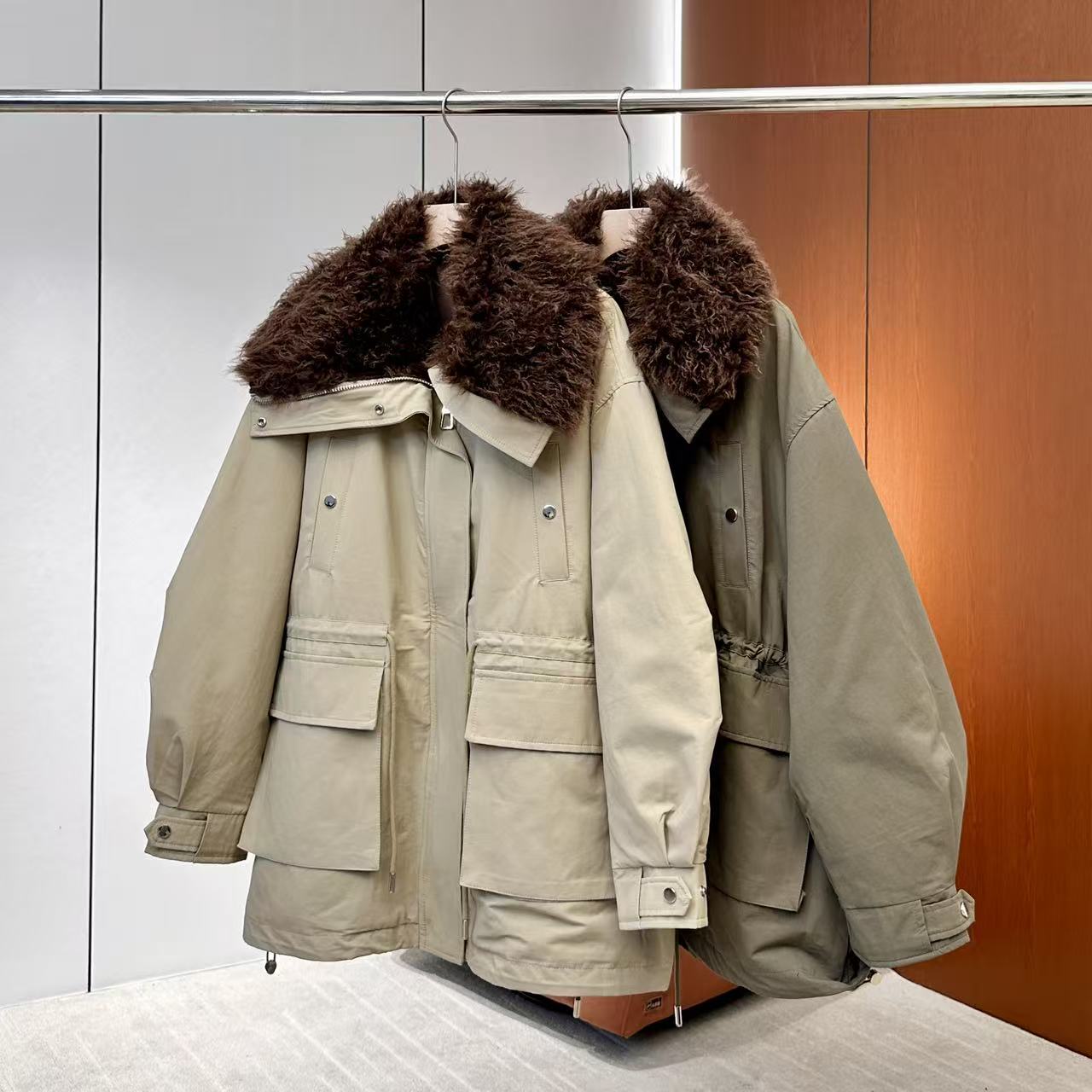 【妍妍粉丝专享】25新款毛领派克服中长款保暖外套ONWD2215125798