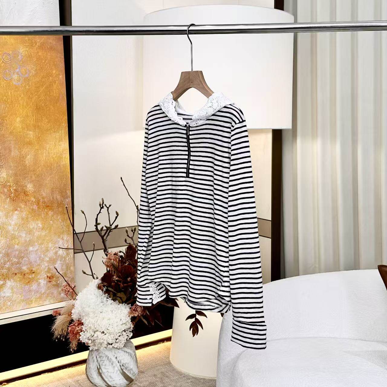 【妍妍】春季新款蕾丝连帽条纹长袖ONST219636199