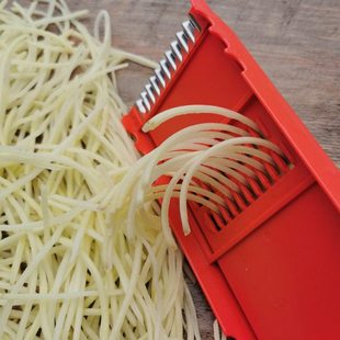 擦子擦土豆丝多功能切菜器叉子家用瓜刨萝卜丝刨子插黄瓜丝刨丝器