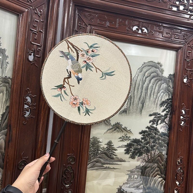 苏州工艺品纯手工缂丝扇清宫百蝶晴春蝶戏图现货古风汉服摄影送礼