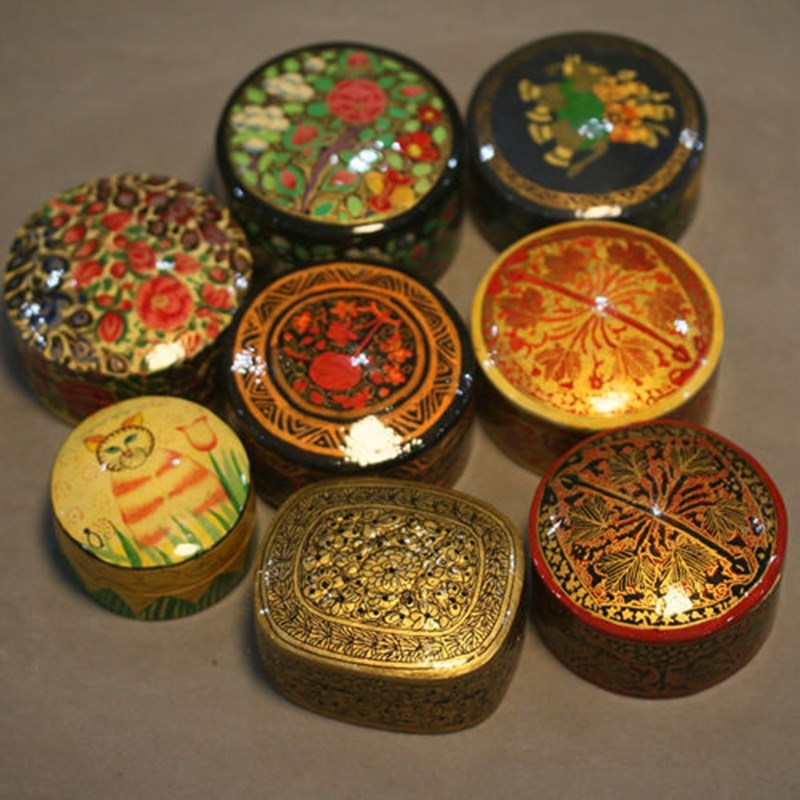 尼泊尔可什米尔手工复古彩绘戒指珠宝首饰盒民族创意木盒装饰摆件