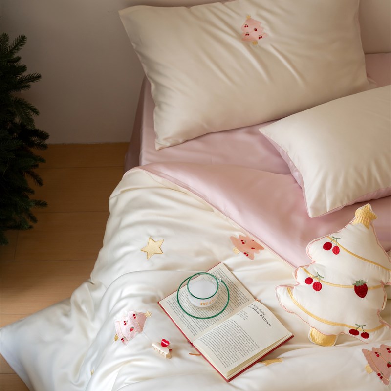 60s兰精天丝粉嫩发财树刺绣凉感四件套1.5m1.P8米宿舍公寓床单被