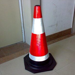 橡胶路锥70CM 全套反光膜 路标路障反光锥 雪糕桶 道路交通设施