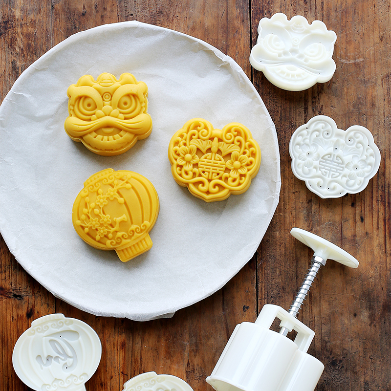 75克150克中国风灯笼平安如意锁醒狮按压式月饼模具绿豆糕桃山皮