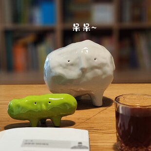 克美星人陶瓷小摆件小众高级感家居桌面科幻丑萌情绪稳定设计师款