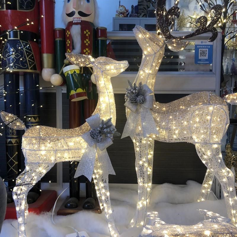 圣诞麋鹿装饰品大型场景铁艺鹿拉雪橇车母子鹿酒店橱窗发光摆件