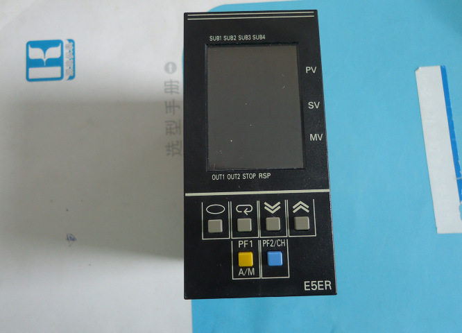现货温控器温控表E5ER-Q43B-FLKE5AR-CC4WW-DRT