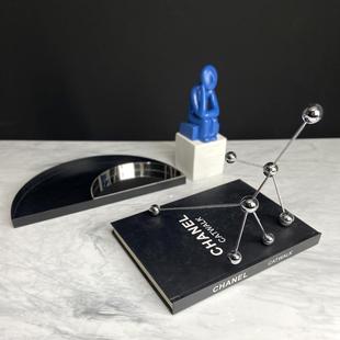 现代简约欧式北欧思考者沉思者人像摆件雕塑样板房售楼处软装饰品