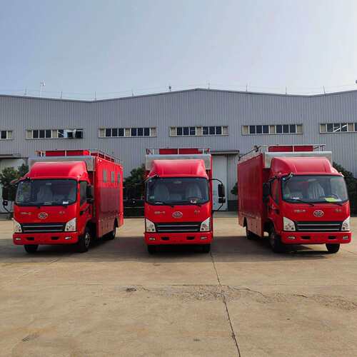 一汽解放家政下乡宴席的流动厨房车后勤餐饮伙食保障车整车