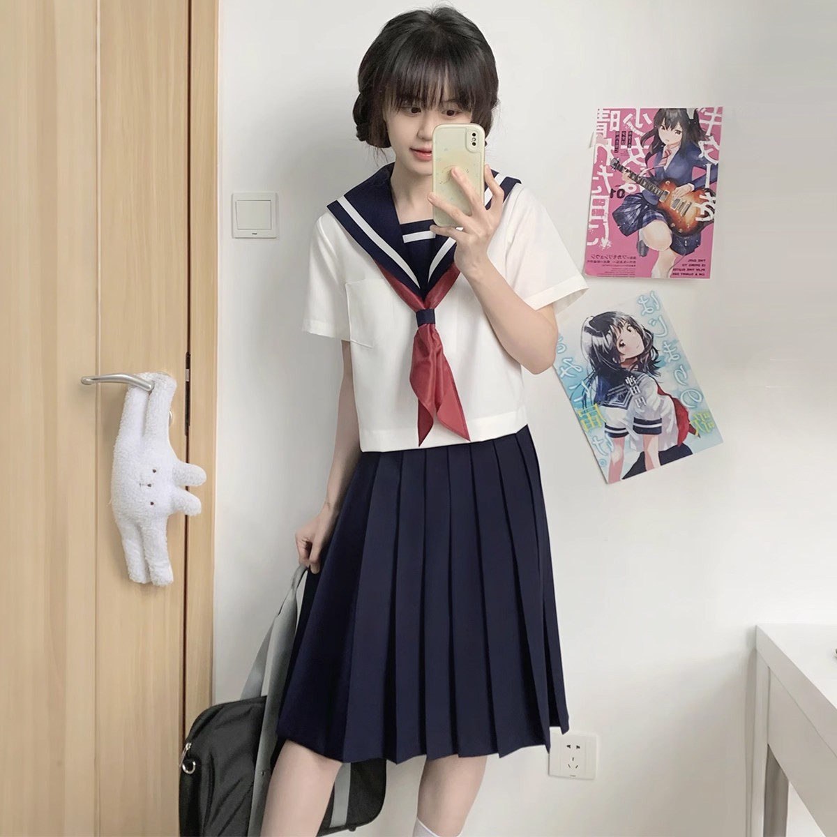 【粗一本】双胸挡校供感水手服图片