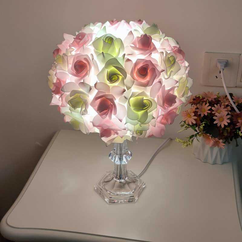 跨境创意玫瑰花台灯双色北欧风网红亚克力护眼婚庆主播装饰床头灯