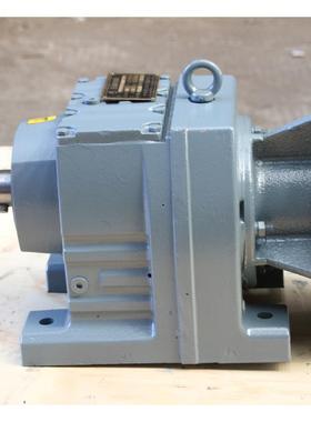 R系列斜齿轮减速机GRF107-24.60-22KW减速机严格质检