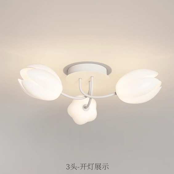 奶油风铃兰花朵吸顶灯客厅主灯简约现代卧室房间灯玉兰花网红灯具