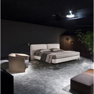 QS里夫斯ECHOCASA意式极简主卧别墅后现代软床双人床港式大平层轻