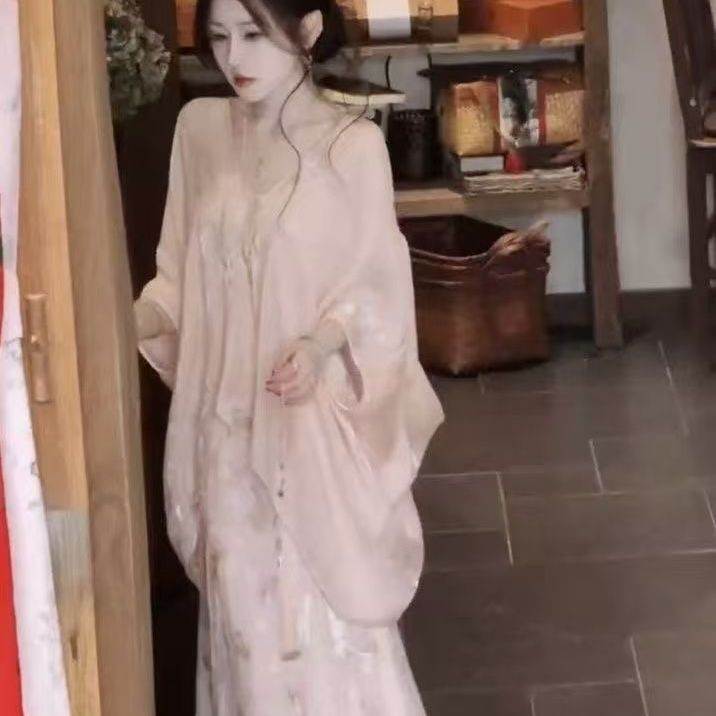 新中式国风旗袍蕾丝拼接碎花长裙女秋新款绝美收腰连衣裙开衫套装