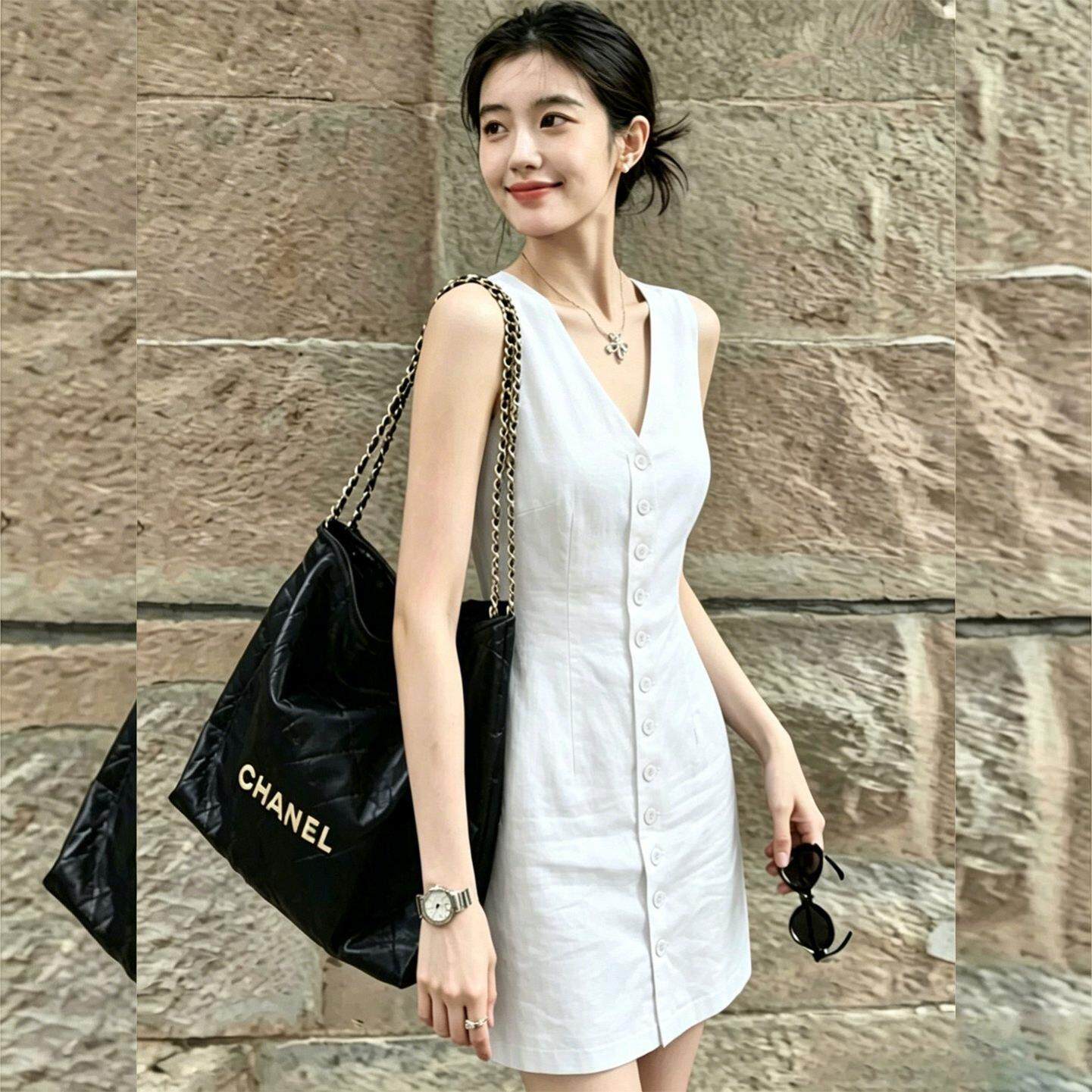韩版白色无袖连衣裙女 2026夏季单排扣V领收腰显瘦 小个子背心短