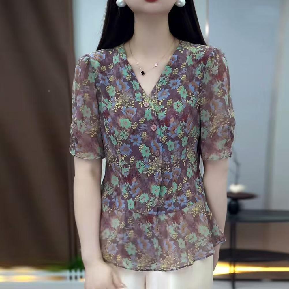 气质淑女妈妈时尚碎花雪纺衫2026新款大码宽松遮肚显瘦上衣小衫女
