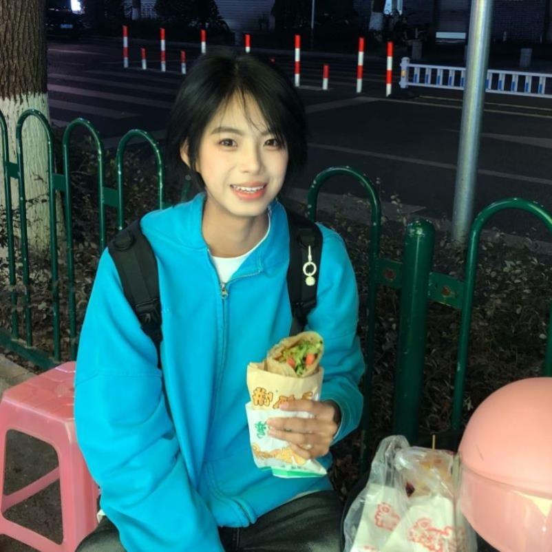 少女家的潮流春秋款清新时尚纯色开衫字母刺绣宽松百搭休闲上衣女