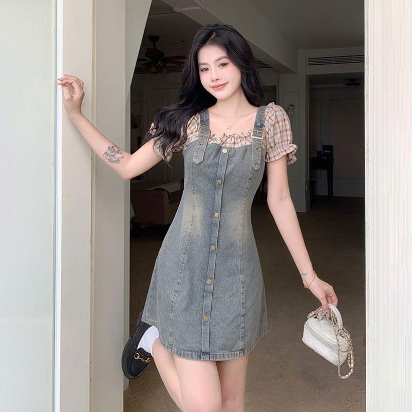 大码复古背带连衣裙女夏季梨形身材格子显瘦牛仔裙泡泡袖假两件