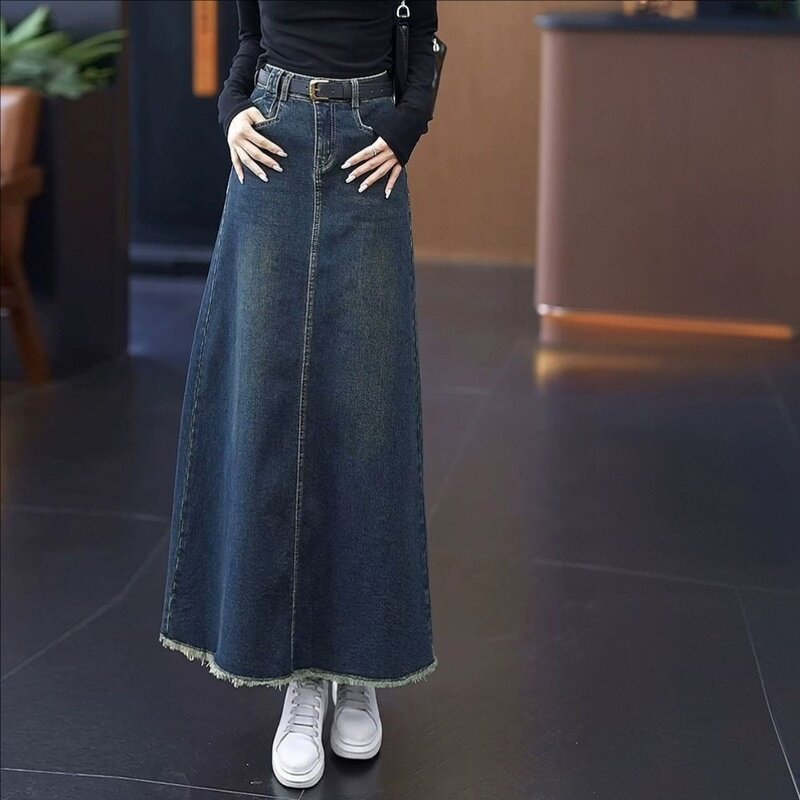 高级感牛仔半身裙女2025款春秋冬季a字深蓝色不开叉弹力长裙子