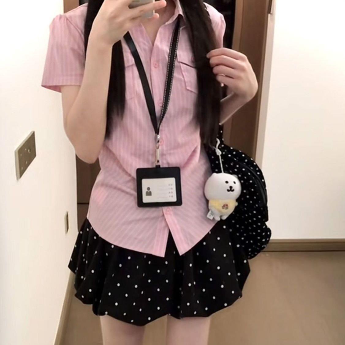 甜美温柔通勒粉色衬衫女学生显瘦上衣设计感波点ins半身裙一整套