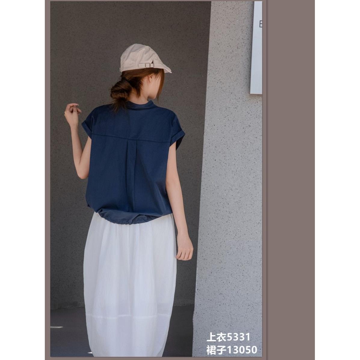 深蓝色小衬衫领宽松无袖时尚衬衣女皱感棉质系带薄款上衣女洋气