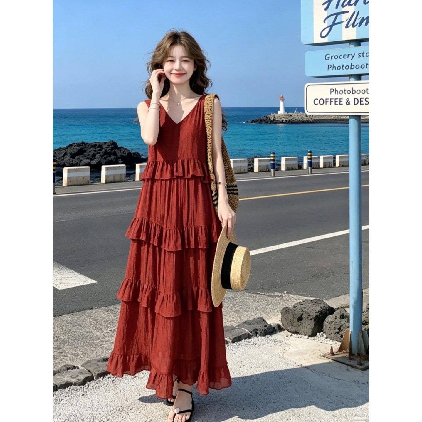 红色无袖连衣裙女2026夏季新款今年流行爆款荷叶边沙滩吊带蛋糕裙