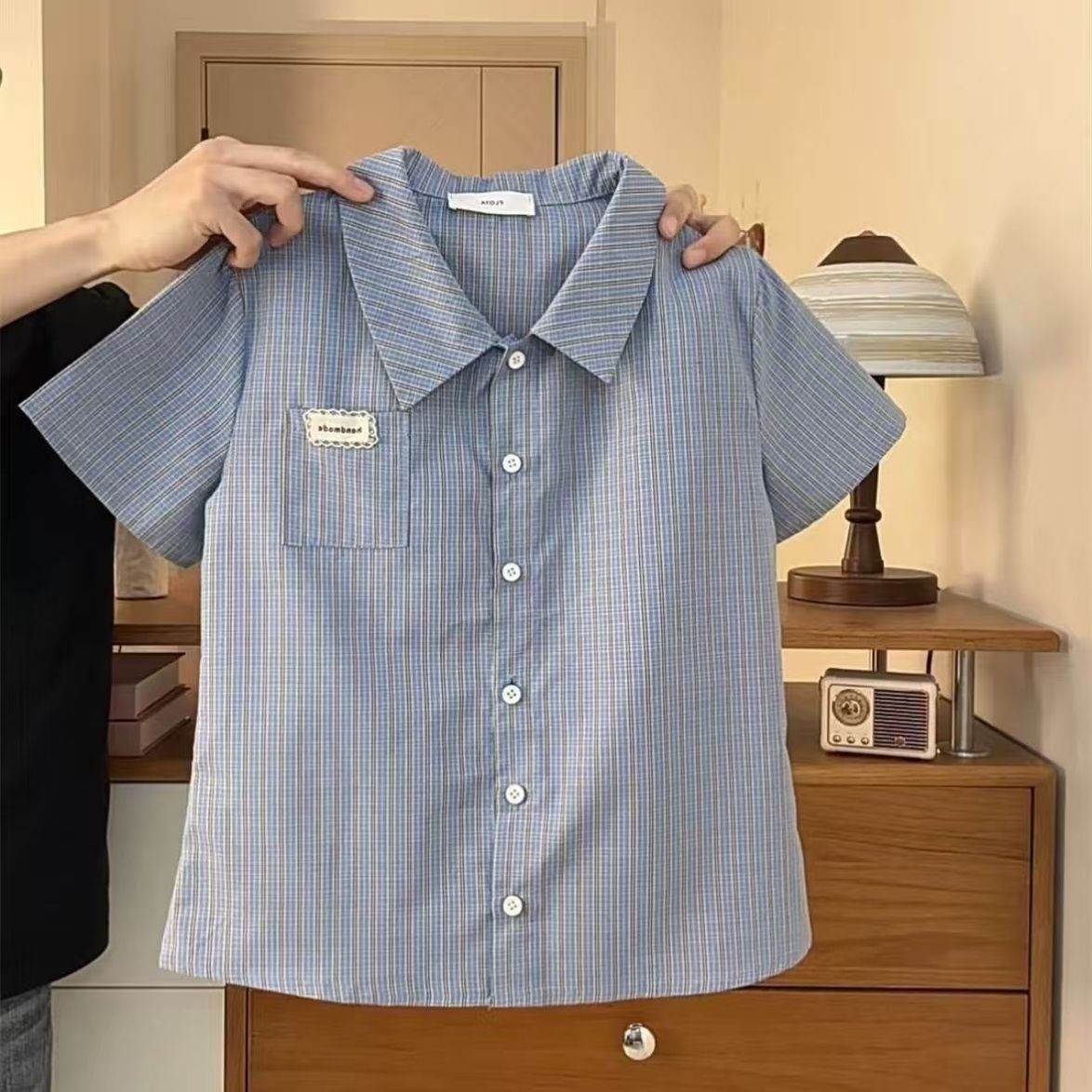蓝白格子短袖衬衫显瘦百搭日系衬衫短款夏天衣服甜美学院风清新