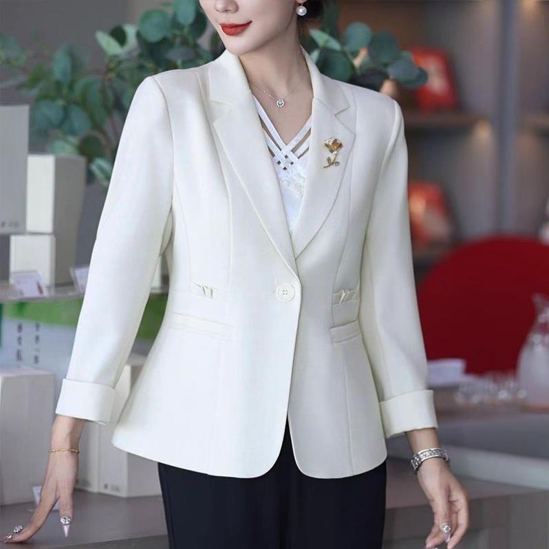 高档春夏新款时尚气质西装薄款洋气休闲九分袖上衣女西服修身外套